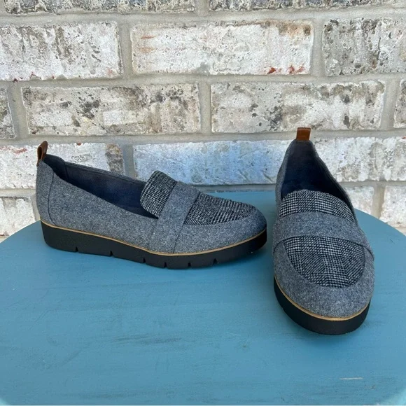 Dr. Scholl's Gray Loafers with Energized Foam - Picture 10 of 10